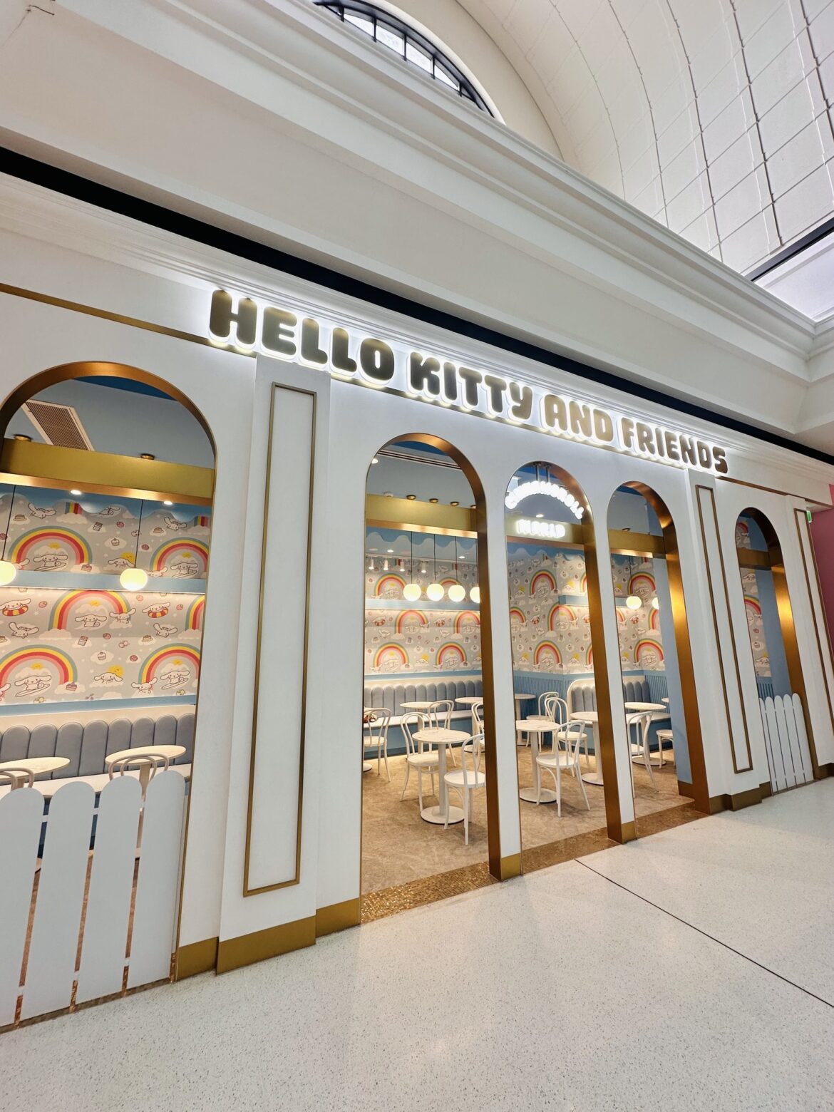 Hello Kitty Pacific Fair