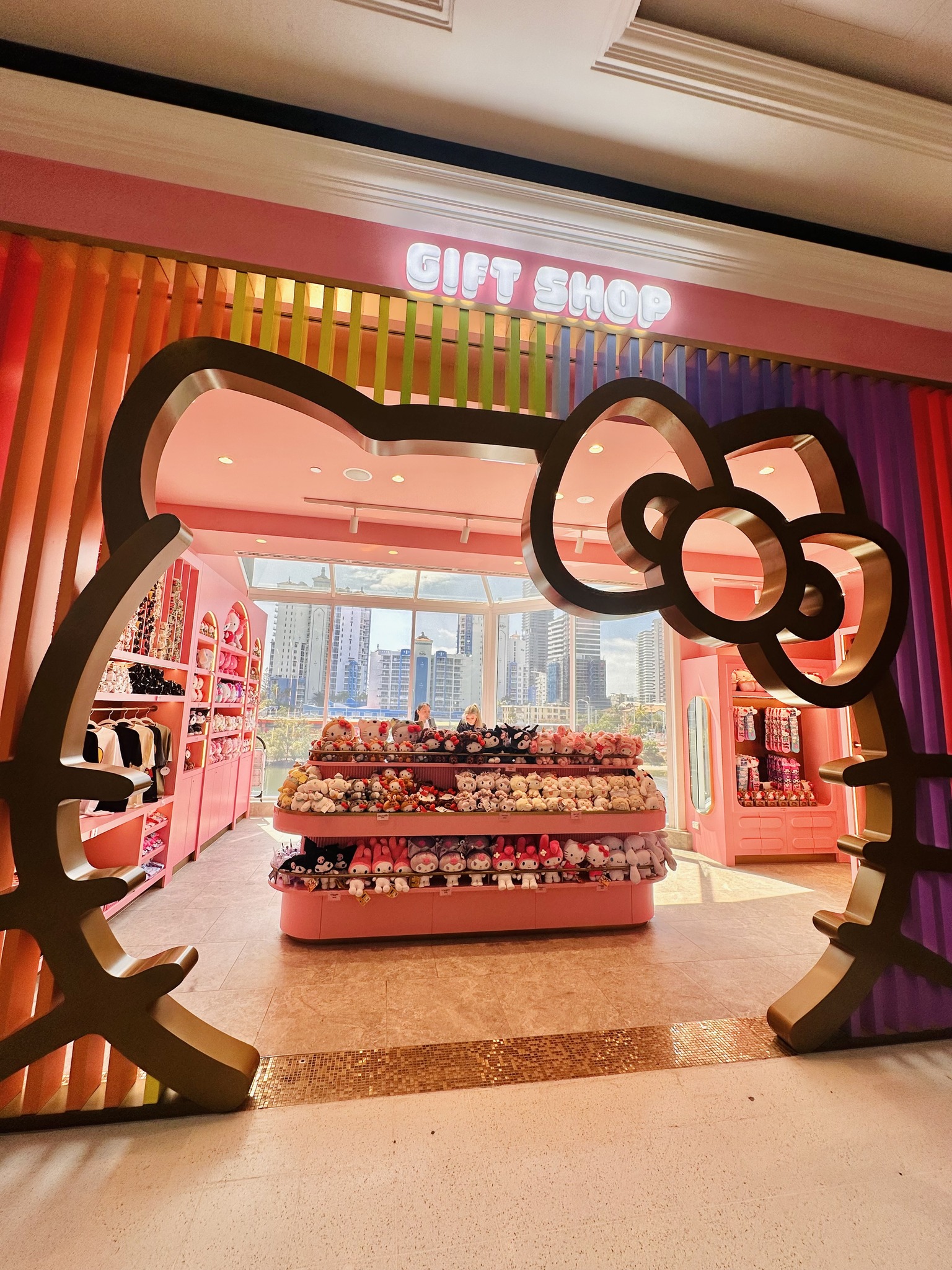  Hello Kitty Pacific Fair