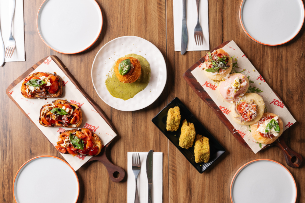 Italian restaurant Gold Coast exterior at Mad Over Italian Hope Island