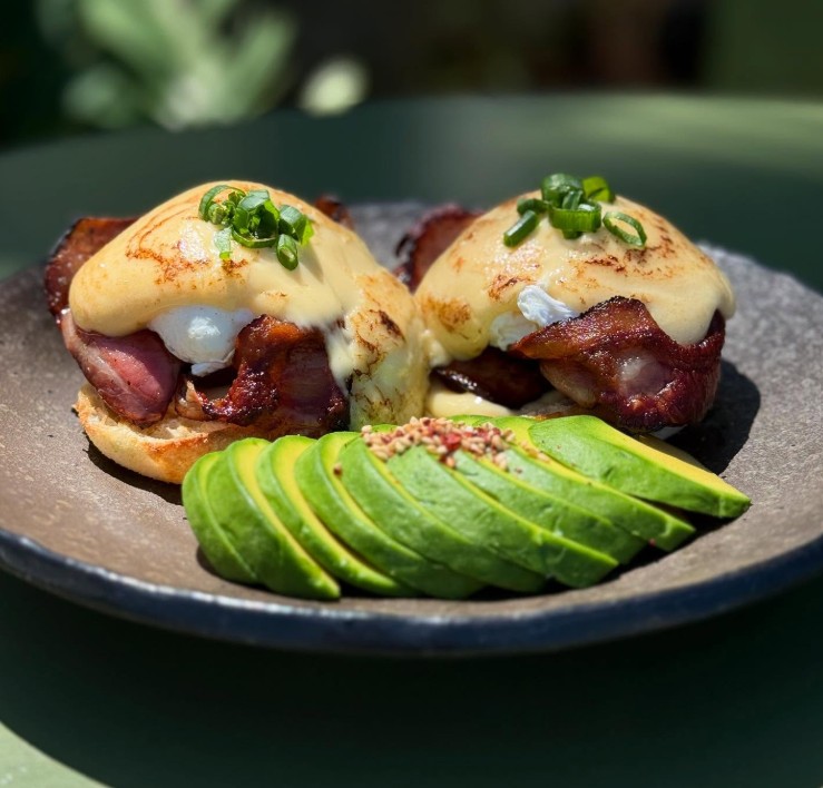 Breakfast dishes at Bobby Bang’s Nobby Beach